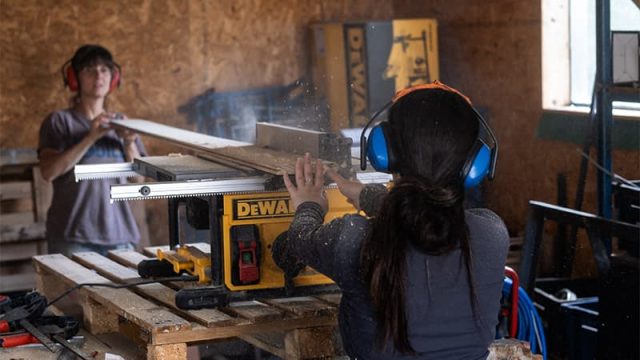 Solafrika Pole Chantier 1 Min