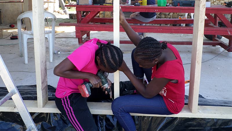 Solafrika Pole Chantier 17 Min